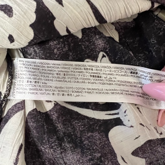 Mango black/ivory puff sleeve open back floral top - Picture 11 of 11